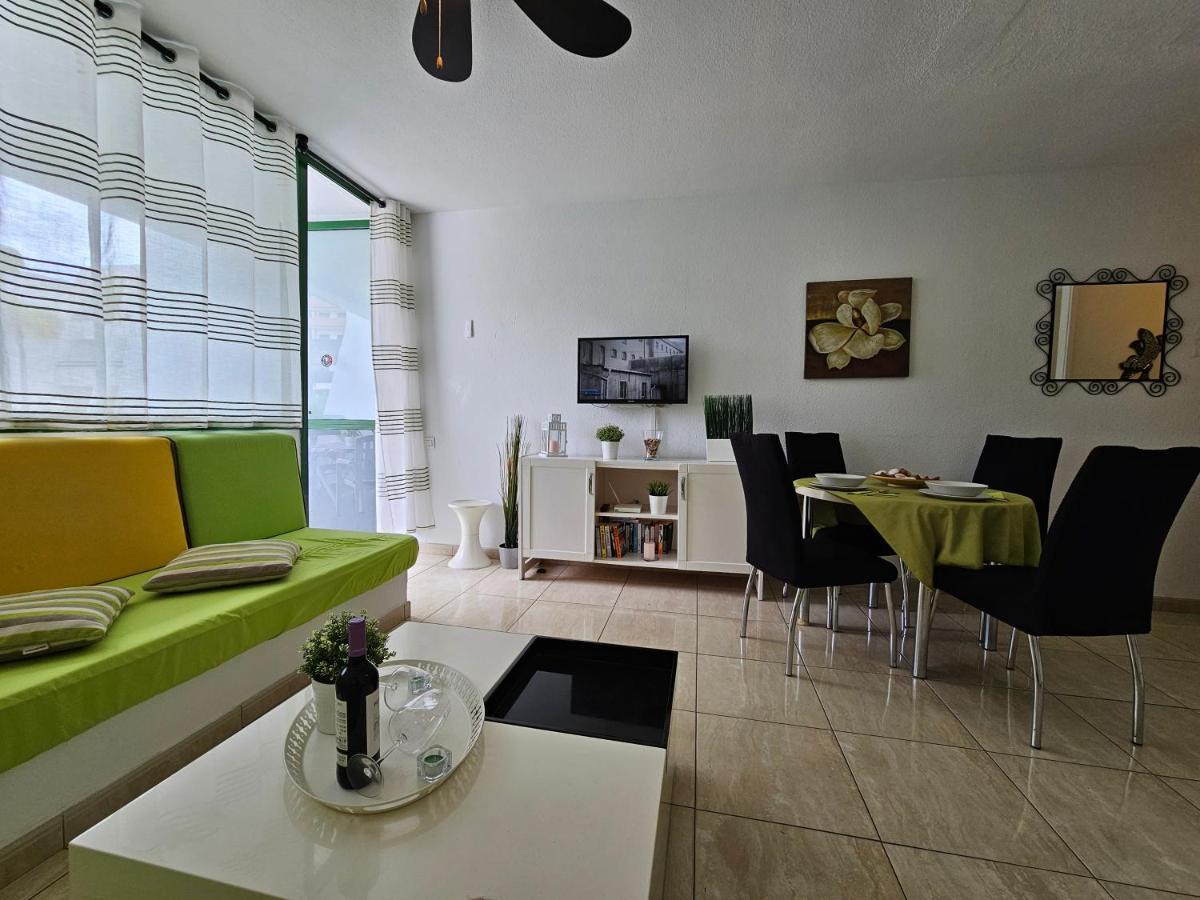 Casa Palmera 3 Only 150 Metres To The Beach, Heated Pool, Wifi, Sat-Tv, Balcony Arona  Luaran gambar
